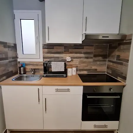 Easy Living B3 Kai B4 * Trikala (Thessaly)