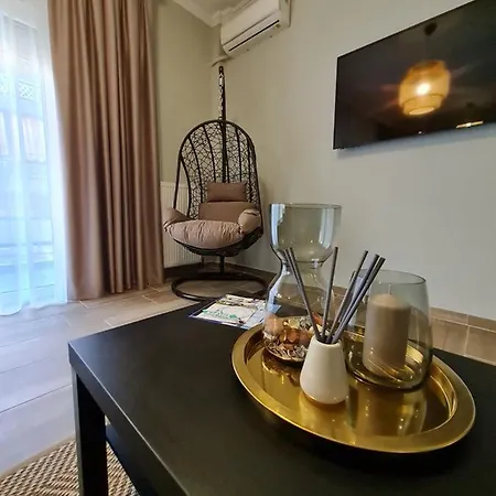 Easy Living B3 Kai B4