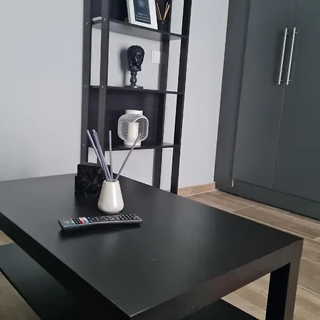 Easy Living B3 Kai B4 Appartamento Tríkala